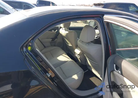 2011 Acura Tsx 2.4 from USA, damaged, VIN JH4CU2F69BC004900